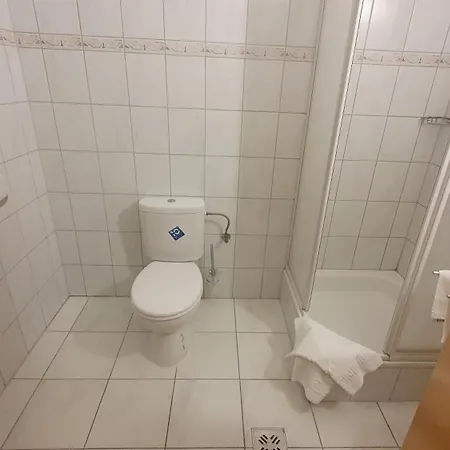 堡罗什酒店